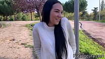Valerin, Colombian girl caught in the streets of Spain